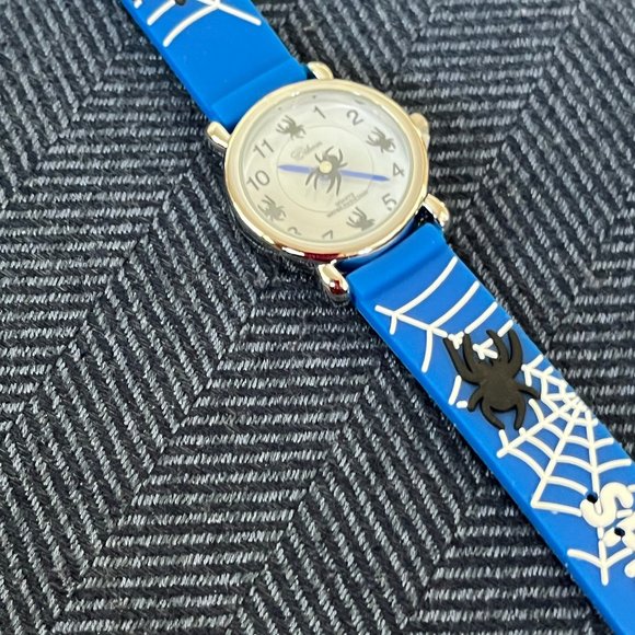 Brand New kids Watch 3D Cartoon Silicone  Stainless Steel Water Resistiant - Picture 3 of 7